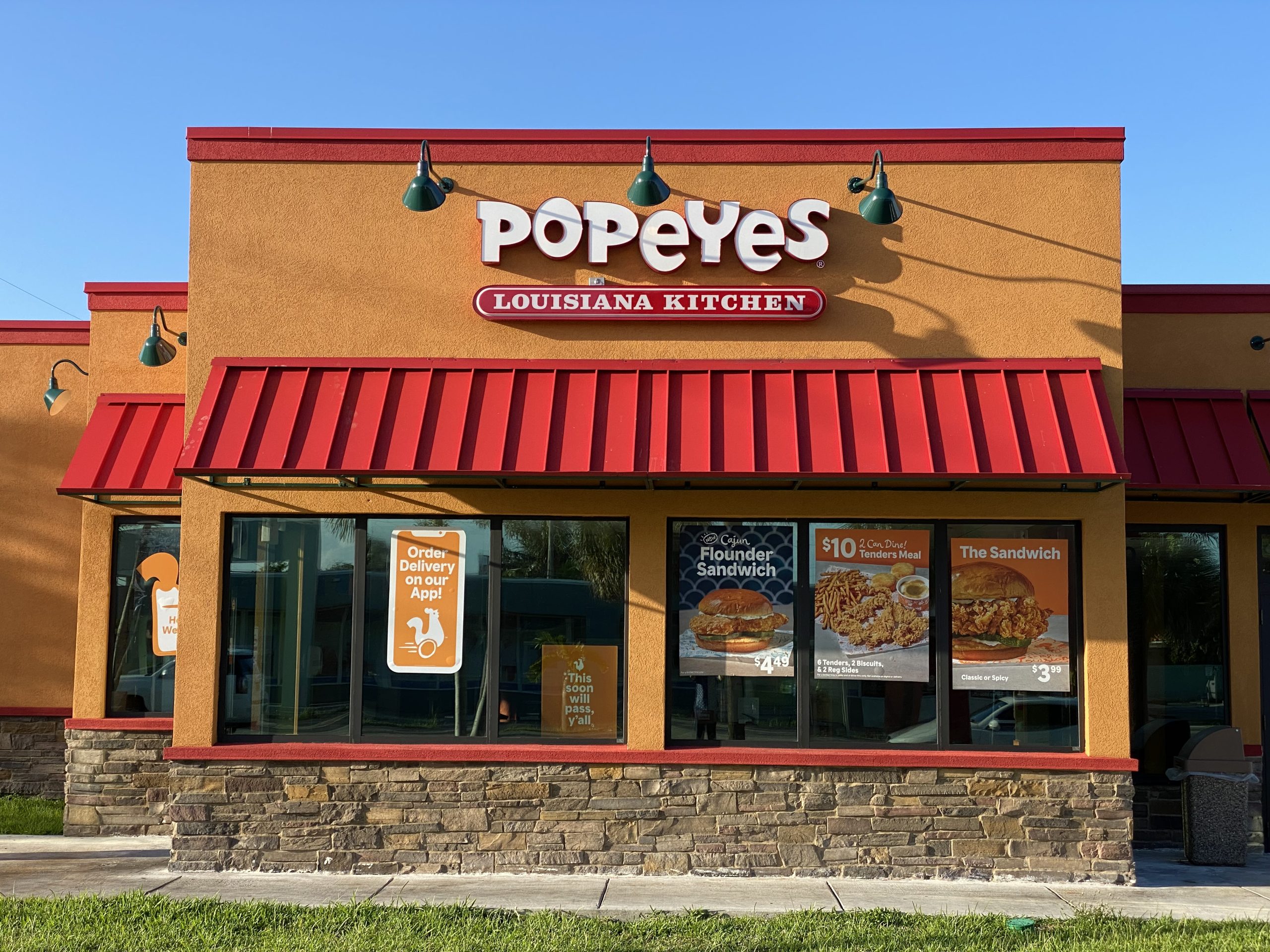 Popeyes 10775, N. Cedar Ave EBT Restaurant